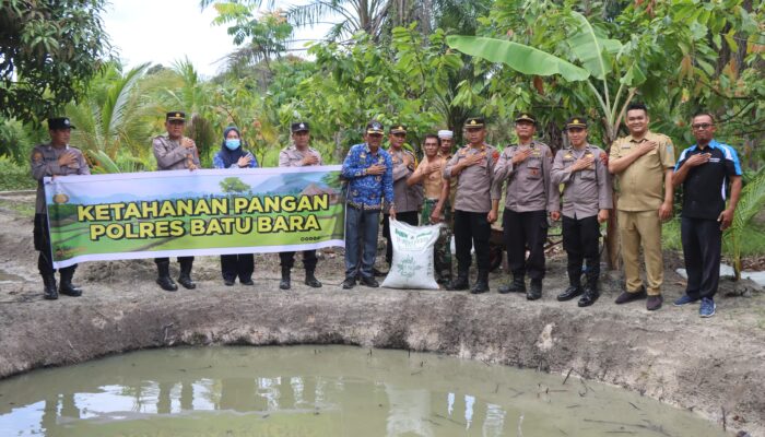 Polres Batu Bara Tebar 3000 Ekor Benih Ikan Lele