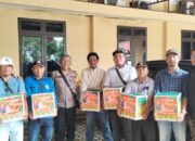 Kapolres Simalungun Berbagi Kasih dengan Insan Pers, Berikan Paket Natal untuk Mitra Kerja