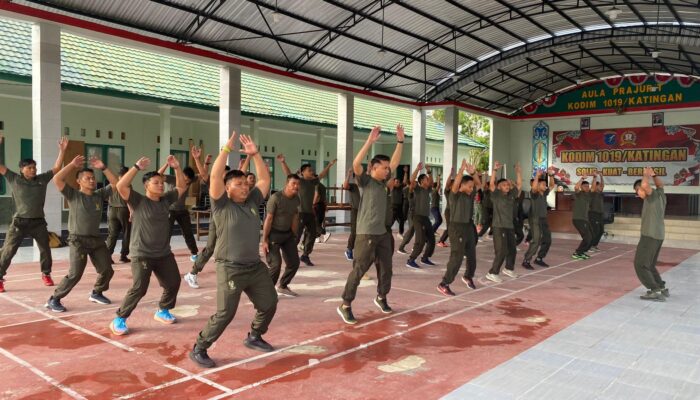 Awali Tahun Baru 2025,Anggota Kodim 1019/Katingan Laksanakan Olahraga Bersama.