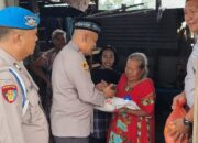 Polsek Perdagangan Berbagi Kebahagiaan dengan Masyarakat Kurang Mampu Melalui Jumat Barokah