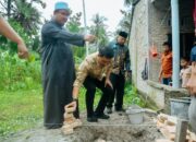 Berkah Jum’at, Pj. Bupati Heri Wahyudi Berikan Bantuan Bedah Rumah Guru Ngaji