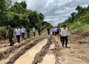 Setelah Upacara Selesai, Dandim 1019/Katingan Beserta Rombongan Cek Sasaran Fisik TMMD Reguler ke-123