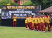 Perkuat Soliditas, Polda Kalteng Gelar Olahraga Bersama Sekaligus Beri Pelatihan Dapur Lapangan Bagi Personel Brimob dan Samapta