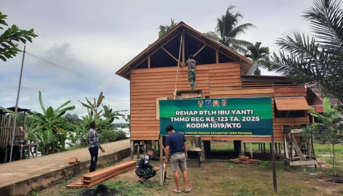 Hampir Selesai, Capai Progress 85% Pembangunan RTLH Milik Ibu Yanti Terus Di Kebut Satgas TMMD Reg ke-123