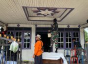 Beri Kenyamanan Untuk Beribadah, Satgas TMMD Reg ke-123 Kodim 1019/Katingan Cat Gereja