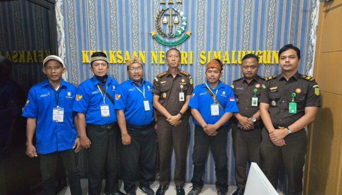 Puspa Erass Sumut Audensi Ke Kajari Simalungun 