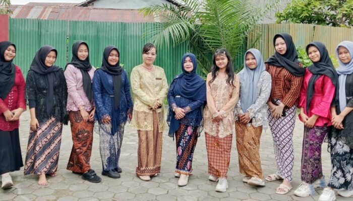 SMP PGRI 1 Ketapang (Sampit)Peringati Hari Kartini,Sejarah Kartini Sangat Menginspirasi