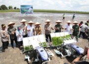 Dukung Ketahanan Pangan, Kapolda Kalteng Bersama Forkopimda Tanam Padi Serentak di Sampit Bersama 13 Provinsi Lainnya