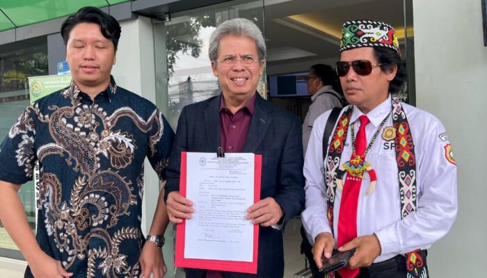 SAKSI MENGAJUKAN UPAYA HUKUM TERHADAP KASUS KRIMINALISASI YANG MELIBATKAN HAK IMUNITAS ADVOKAT