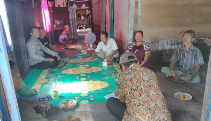 Polsek Bukit Batu Laksanakan Problem Solving Kasus Pengancaman Suami terhadap Istri di Kelurahan Marang