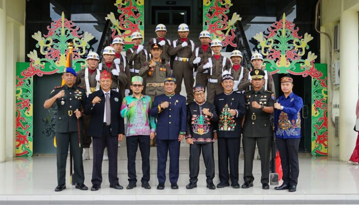 Kasdim 1016/Plk Hadiri Upacara Peringatan Hari Jadi Ke-68 Provinsi Kalimantan Tengah Tahun 2025
