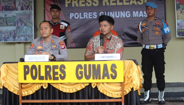 Nyaris 1 Ons Shabu Diamankan! Satnarkoba Polres Gumas Bekuk Residivis pelaku pengedar narkoba di Pilang Munduk