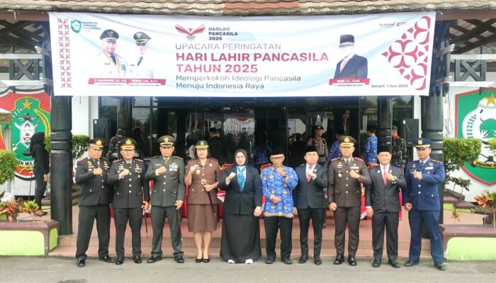 Komandan Kodim 1015/Sampit Hadiri Upacara Peringatan Hari Lahir Pancasila Tahun 2025