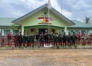 Satgas Yonkav 3/AC Kolaborasi Bea Cukai Nanga Badau Menjaga Jalur Perbatasan RI – Malaysia