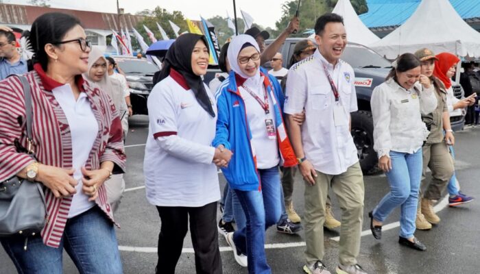 𝐇𝐚𝐝𝐢𝐫𝐢 𝐏𝐞𝐥𝐞𝐩𝐚𝐬𝐚𝐧 𝐊𝐞𝐣𝐮𝐚𝐫𝐚𝐚𝐧 𝐈𝐧𝐭𝐞𝐫𝐧𝐚𝐬𝐢𝐨𝐧𝐚𝐥 𝐅𝐈𝐀 𝐀𝐏𝐑𝐂 𝟐𝟎𝟐𝟓 𝐏𝐮𝐭𝐚𝐫𝐚𝐧 𝐤𝐞-𝟑, 𝐊𝐞𝐭𝐮𝐚 𝐓𝐏 𝐏𝐊𝐊 𝐒𝐢𝐦𝐚𝐥𝐮𝐧𝐠𝐮𝐧 𝐔𝐜𝐚𝐩𝐤𝐚𝐧 𝐀𝐩𝐫𝐞𝐬𝐢𝐚𝐬𝐢 𝐀𝐭𝐚𝐬 𝐄𝐯𝐞𝐧𝐭 𝐁𝐞𝐫𝐠𝐞𝐧𝐠𝐬𝐢 𝐢𝐧𝐢