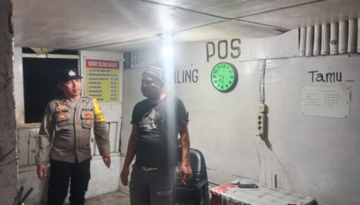 Polsek Siantar Utara Sambangi Pos siskamling Jalan Tanah Jawa Sampaikan Himbauan Kamtibmas