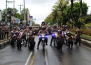 Polres Tabanan Gelar Apel Kesiapan dan Simulasi Sispam Kota di Jalan Pahlawan