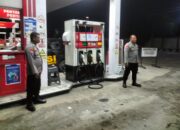 Cegah Gangguan Keamanan, Polsek Bukit Batu Datangi SPBU