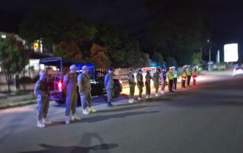 BLUE LIGHT PATROL SUBUH BULAN RAMADHAN 1447 H SATLANTAS POLRES KOTIM DAN POLANTAS MENYAPA