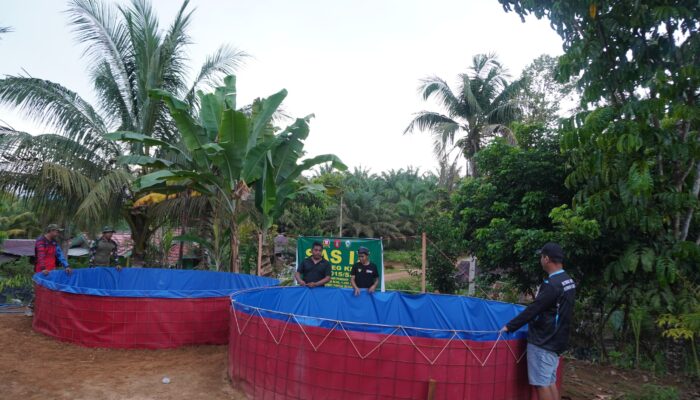 Dukung Program Ketahanan Pangan, Satgas TMMD Reguler ke-127 Buat Kolam Ikan