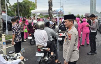 Berkah Ramadan, Polda Kalteng Bagikan Ratusan Takjil Gratis untuk Masyarakat