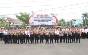 Polres Kotim Adakan Upacara Kenaikan Pangkat Pengabdian PNPP Polres Kotawaringin Timur