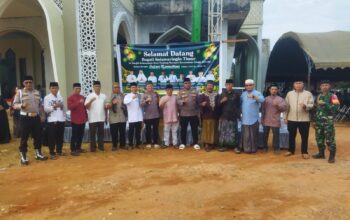 Safari Ramadhan 1447 H, Wakil Bupati Kotim Serahkan Bantuan untuk Warga dan Masjid di Telaga Antang