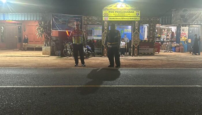 Polres Kotim Lakukan Pengaturan dan Penjagaan Arus Lalu Lintas di Pos PAM, Pos YAN, dan Pos Terpadu Ops Ketupat Telabang 2026
