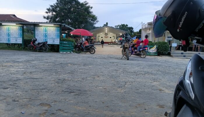 Ekonomi Warga Bergeliat, Pasar Dadakan Kepung Area PT Unggul Lestari Saat Hari Gaji