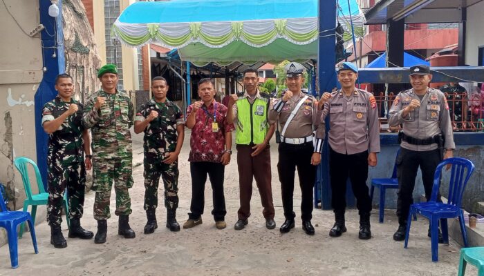 TNI Polri Memastikan Rasa Aman Dan Nyaman Kepada Umat Kristiani Saat Melaksakan Ibadah Di Gereja-gereja