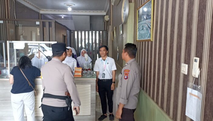 Respon Cepat Layanan 110, Polresta Palangka Raya Mediasi Kasus Kerusakan Material di Jalan Tjilik Riwut