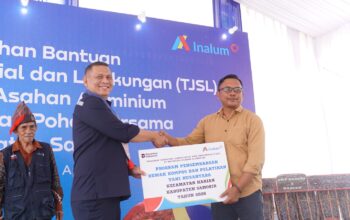 INALUM Serahkan Bantuan TJSL Untuk Dorong Pembangunan Berkelanjutan di Samosir