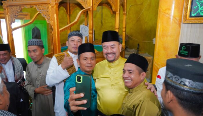 Bupati dan Wakil Bupati Batu Bara Laksanakan Sholat Idul Adha di Masjid Raya An-Nur Tanjung Tiram