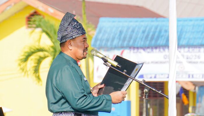 Bupati Batu Bara Pimpin Upacara Peringatan Hari Lahir Pancasila 2026, Bagikan 1.000 Bendera Merah Putih