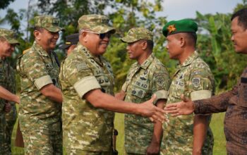 Wakasad Dampingi Wapang TNI Tinjau Program Strategis Pemerintah di Pandeglang