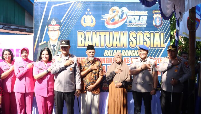 Polri Untuk Masyarakat, Kapolda Kalteng Resmikan Bedah Rumah Warga di Kapuas