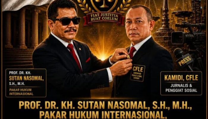 Prof. Dr. KH. Sutan Nasomal, S.H., M.H., Pakar Hukum Internasional, Sematkan Gelar CFLE kepada Kamidi sebagai Bentuk Apresiasi atas Dedikasi di Bidang Jurnalistik dan Sosial