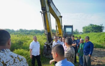 Komitmen Tingkatkan Pengelolaan Sampah, Bupati Batu Bara Tinjau Lokasi Rencana Pembangunan TPA di Kecamatan Sei Balai