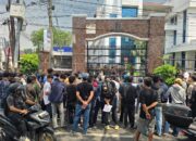 AMPH Sumut Gelar Unjuk Rasa di Kejatisu, Desak Penahanan Mantan Jampidsus