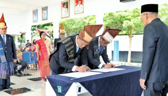 Bupati Simalungun Lantik 5 Pejabat Pimpinan Tinggi Pratama Tahun 2026 : Perkuat Penyelenggaraan Pemerintahan