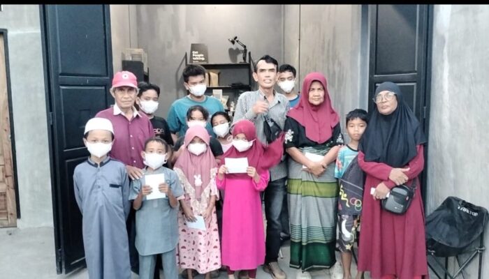 PWI Batu Bara Beri Bantuan Sembako Dan Santunan Kepada 35 Warga
